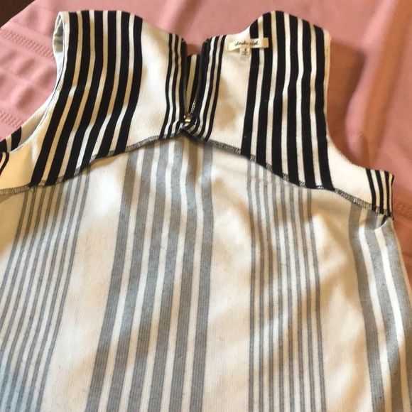 Bleuh Ciel size small sleeveless top.  Exposed zipper. Black and white stripes - Picture 8 of 12